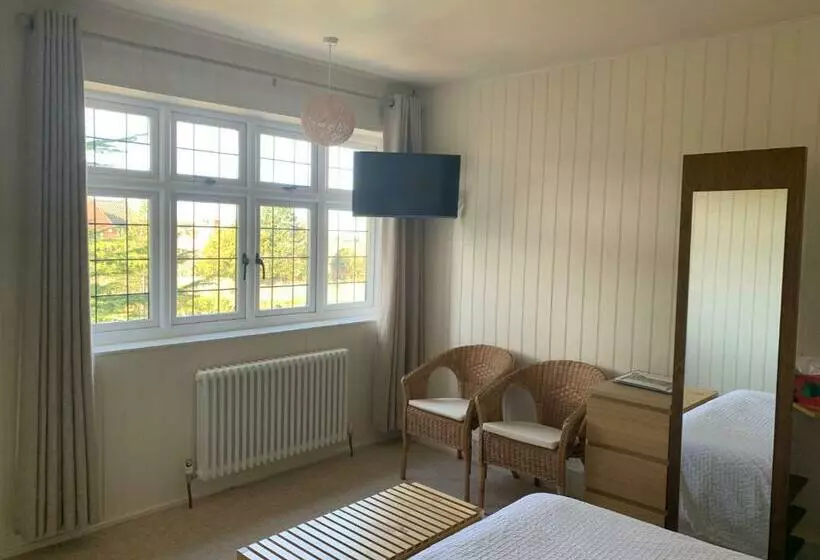 Picaroons Bed And Breakfast