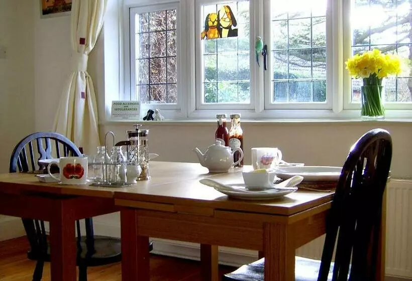 Picaroons Bed And Breakfast