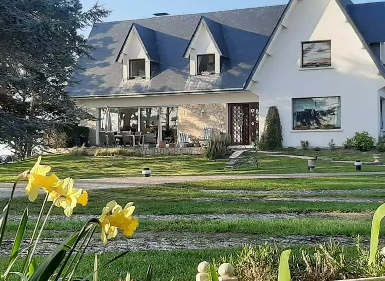 تختخواب و صبحانه Chambres D Hôtes Les Pins