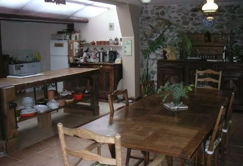 Aamiaismajoitus (B&B) Maison Lacoste