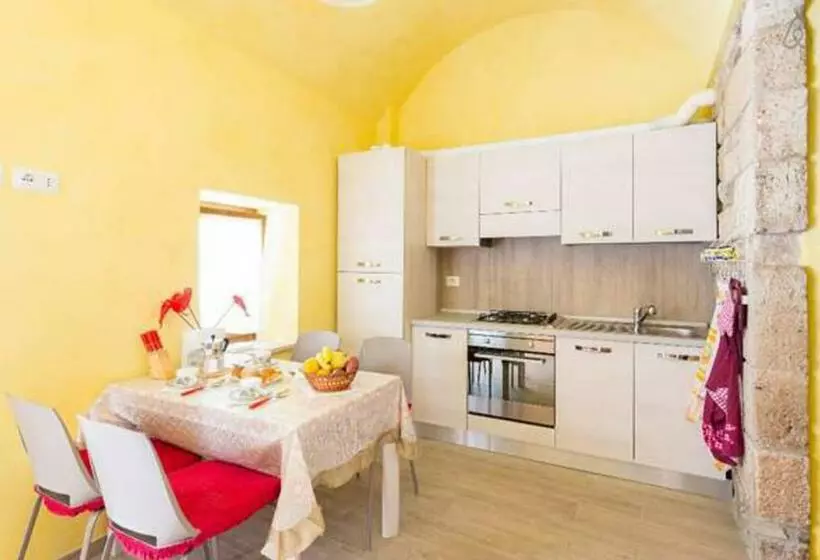 تختخواب و صبحانه Maisonrua