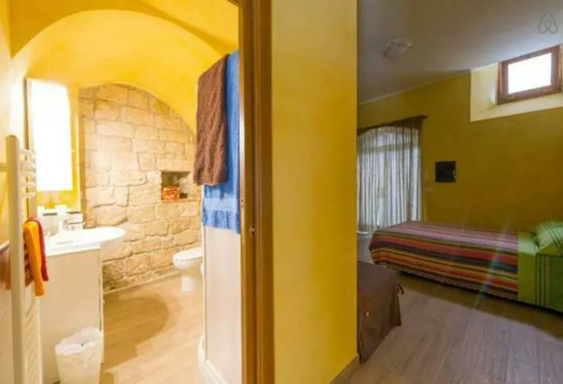 تختخواب و صبحانه Maisonrua