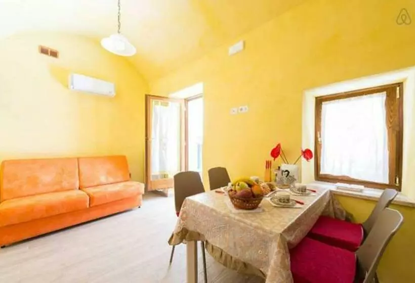 تختخواب و صبحانه Maisonrua