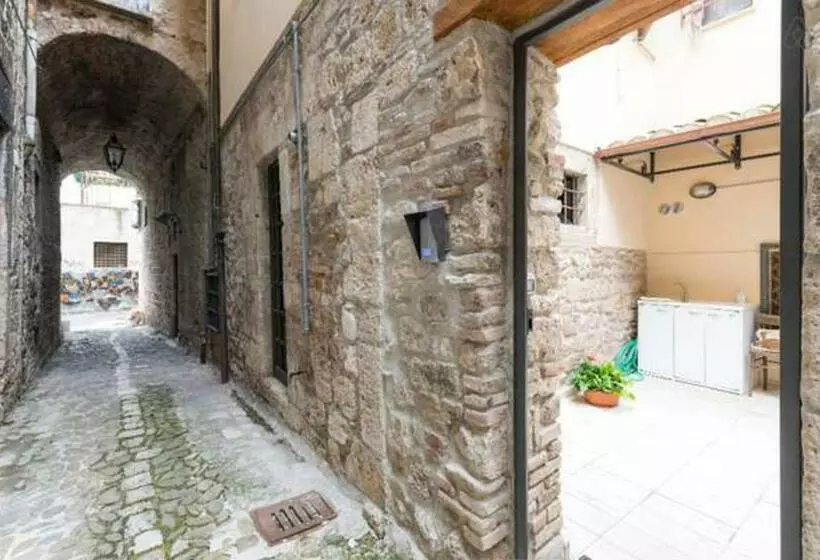تختخواب و صبحانه Maisonrua