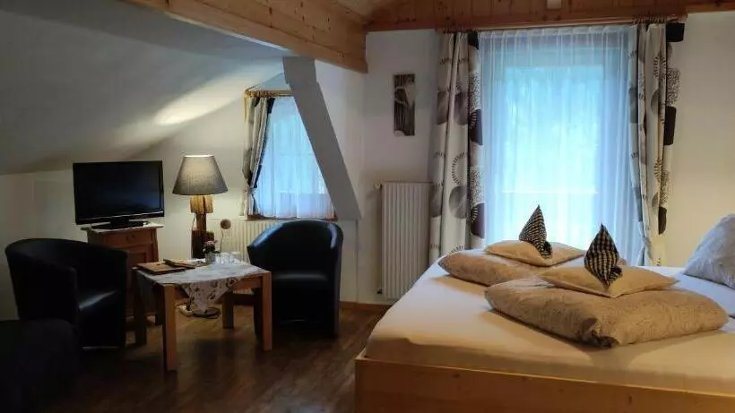 ホテル Pension Fürhapter Mit Bio  Bauernhof