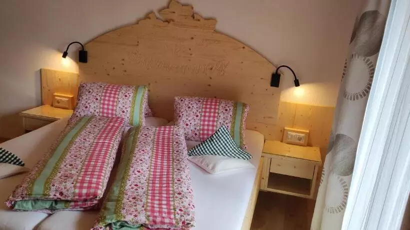 ホテル Pension Fürhapter Mit Bio  Bauernhof
