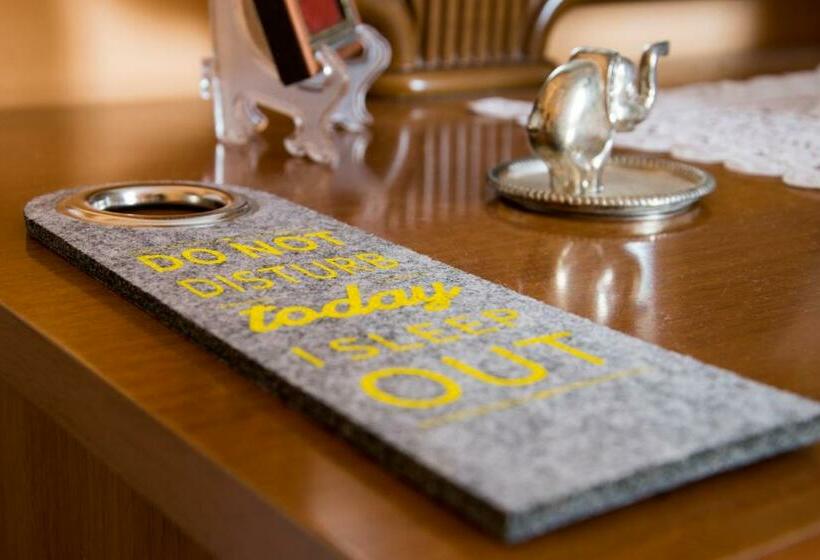 Le Vecchie Mura B & B