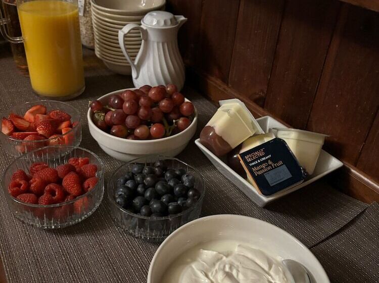 膳宿费 Brooklands Guest House