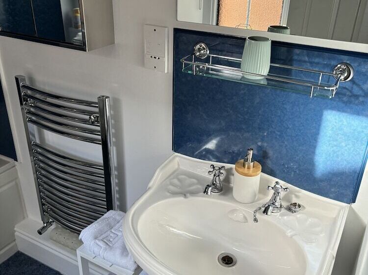 膳宿费 Brooklands Guest House