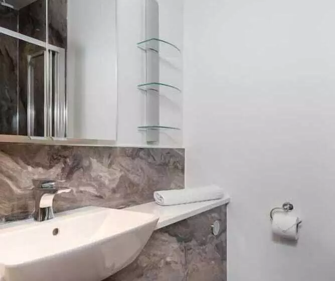 Majatalo Brooklands Guest House