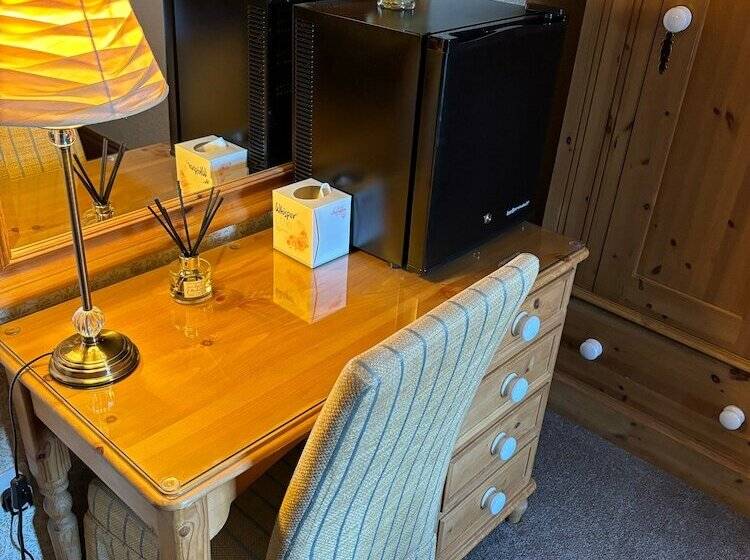 膳宿费 Brooklands Guest House