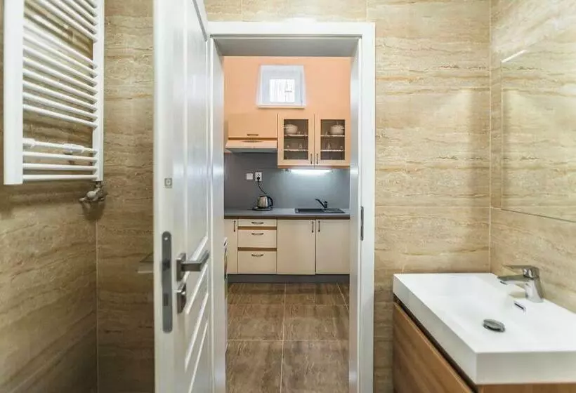 ペンション Centercity Apartments