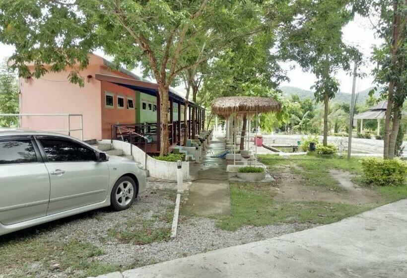 Pensión Phloenlom Chomdao