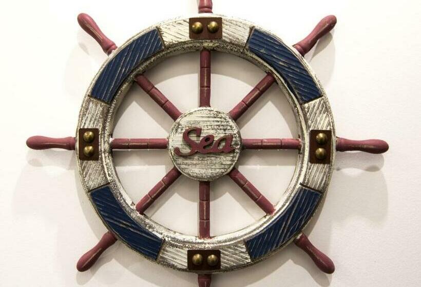 ユースホステル Guest Rooms Old Captain