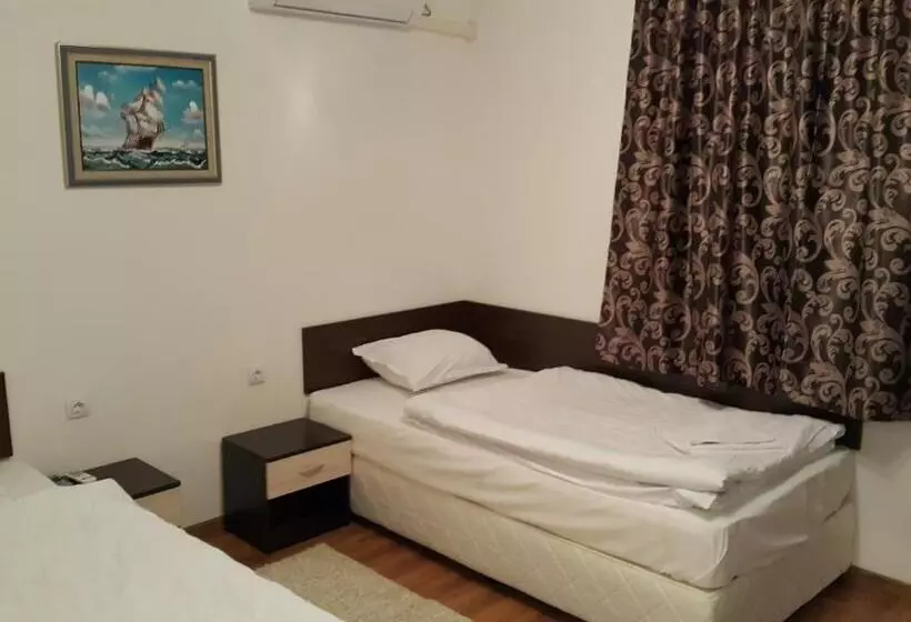 هاستل Guest Rooms Old Captain