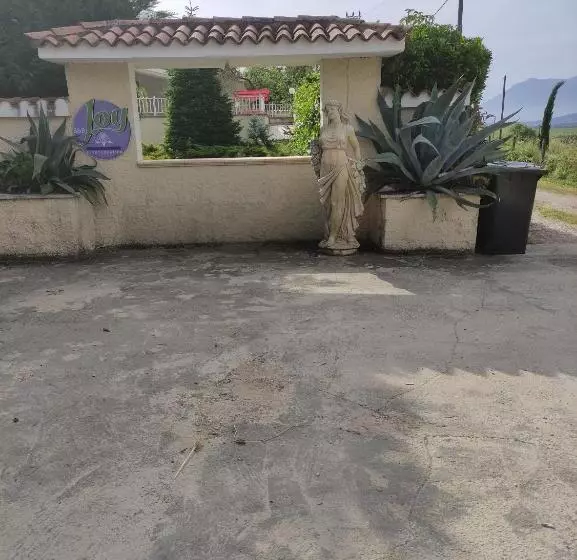 B&b Joy