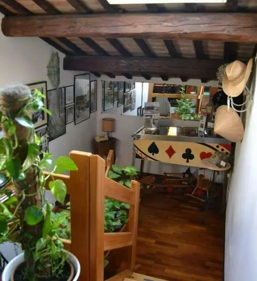 تختخواب و صبحانه Il Giardino Roccioso