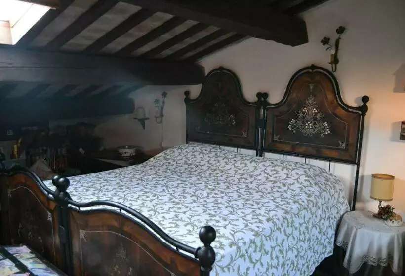 تختخواب و صبحانه Il Giardino Roccioso