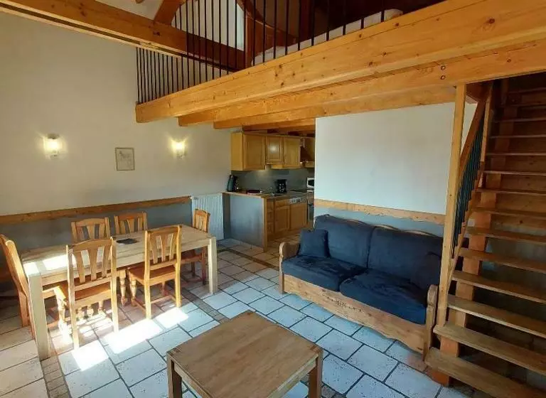 Hotel Equi Val