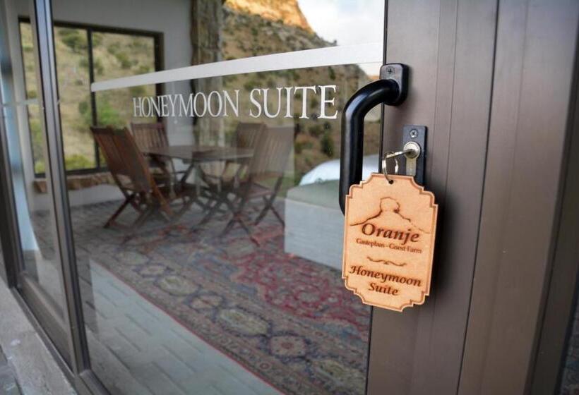 فندق Oranje Guest Farm