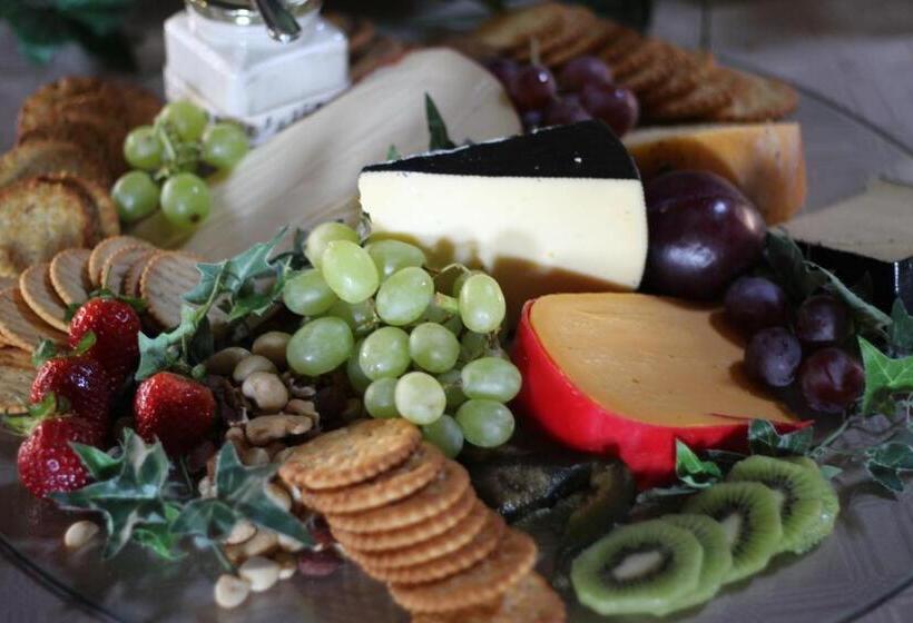 فندق Oranje Guest Farm