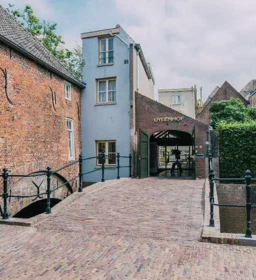 Hotelli Uylenhof