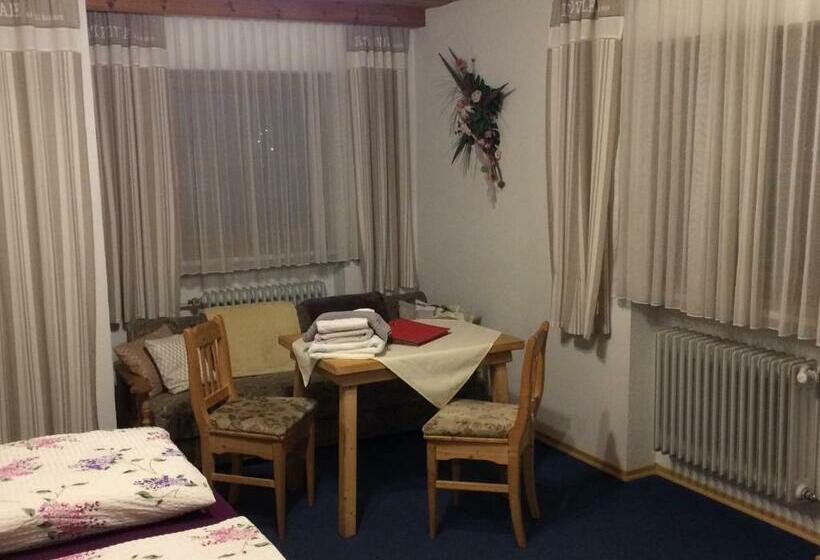 Пансион Gästehaus Biggi