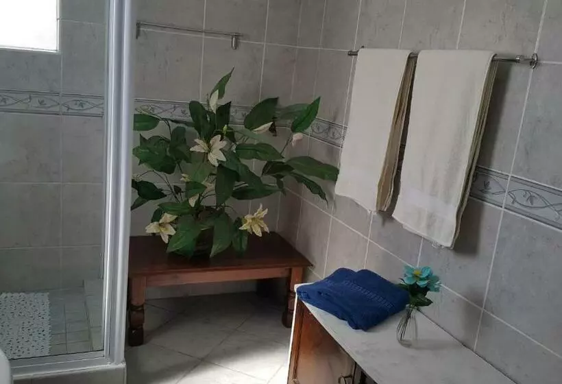 Majatalo Westcoast Central Budget Accommodation