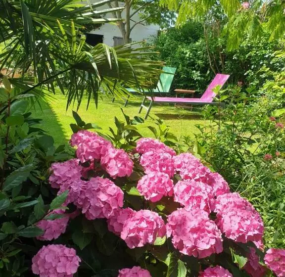 Aamiaismajoitus (B&B) Chambres D Hôtes De La Roche