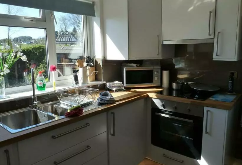 Aamiaismajoitus (B&B) Cosy Twin Room In Brecon