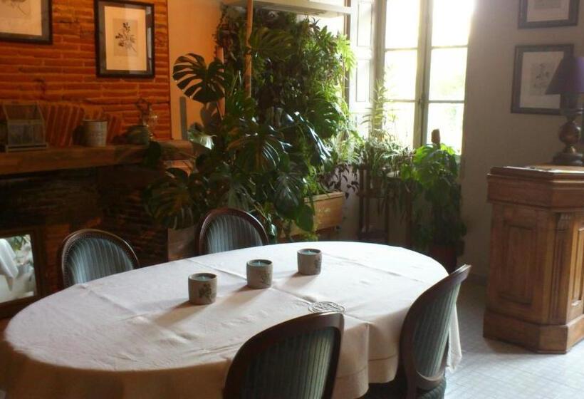 住宿加早餐  Maison Doat 1823