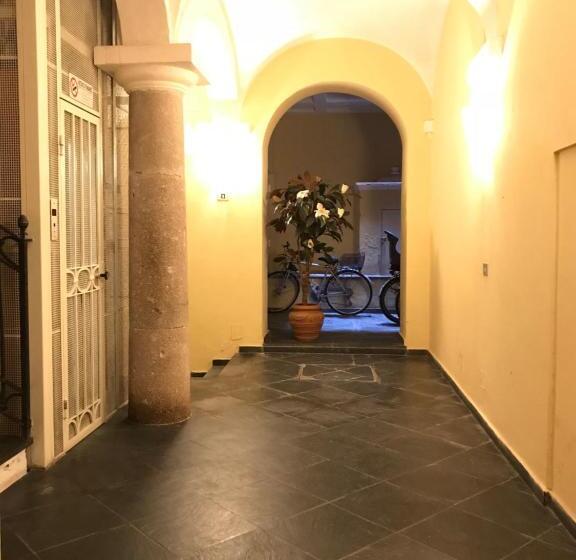 تختخواب و صبحانه Palazzo Bolasco