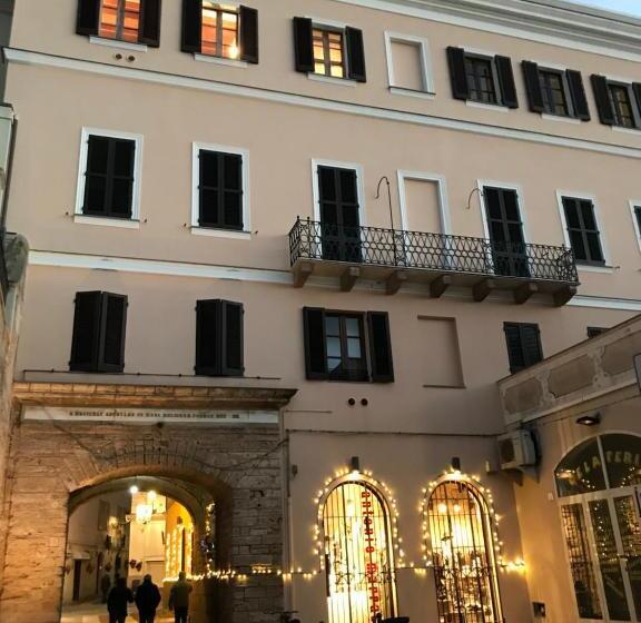 تختخواب و صبحانه Palazzo Bolasco