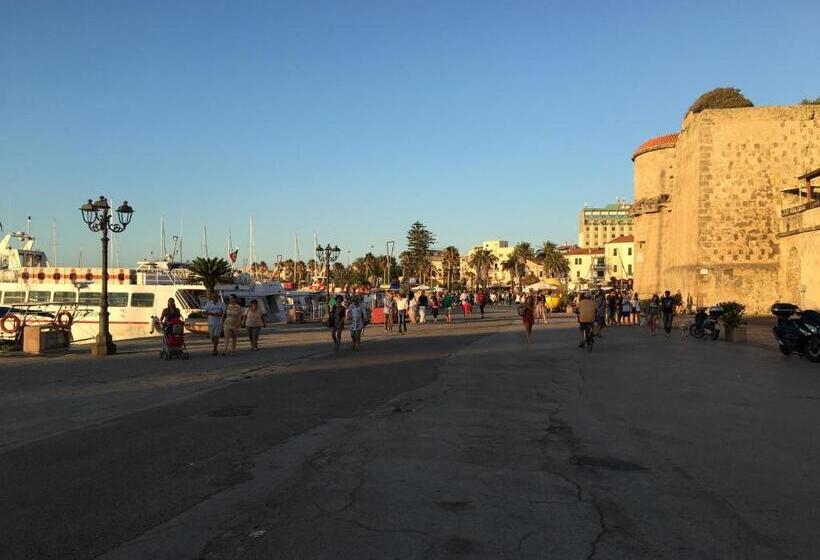 تختخواب و صبحانه Palazzo Bolasco