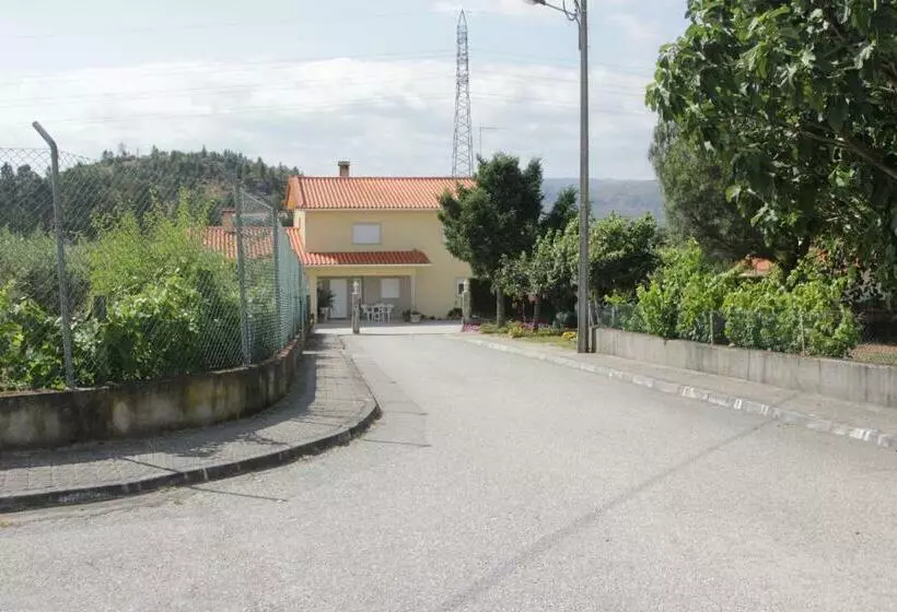 Aamiaismajoitus (B&B) Quartos Em Vivenda Serra Da Estrela