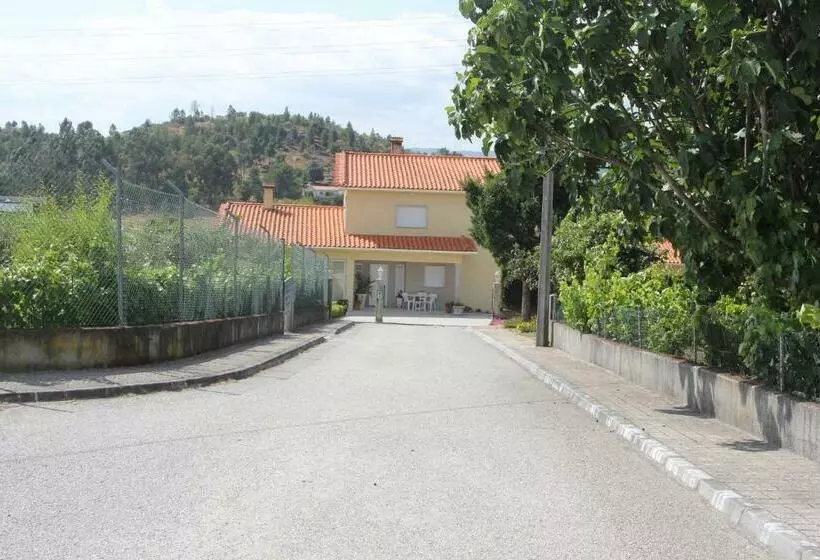 Aamiaismajoitus (B&B) Quartos Em Vivenda Serra Da Estrela