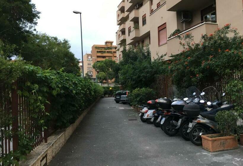 住宿加早餐  Room61