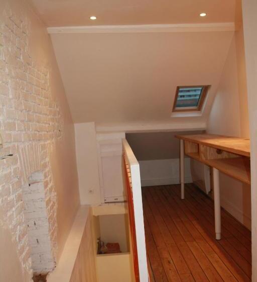 پانسیون La Maison Bleue