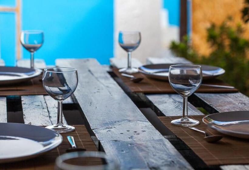 پانسیون The Pallet Guest House