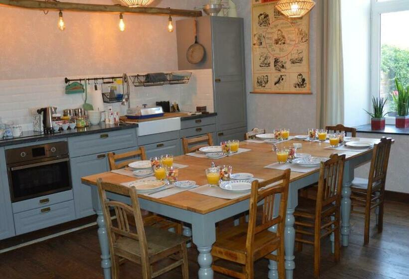 Aamiaismajoitus (B&B) Aux 4 Saules De 4 Wilgen