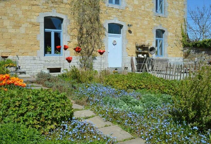 Aamiaismajoitus (B&B) Aux 4 Saules De 4 Wilgen