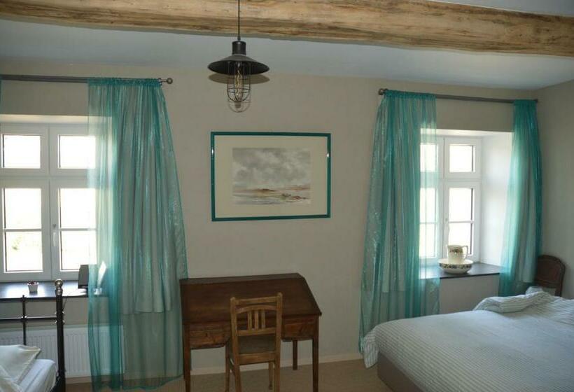 Aamiaismajoitus (B&B) Aux 4 Saules De 4 Wilgen