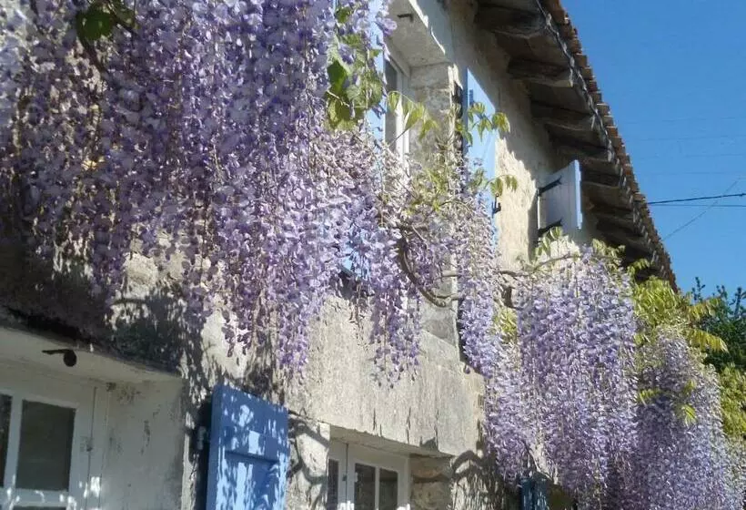 Aamiaismajoitus (B&B) Chat Noir Gite Et Chambre D Hotes