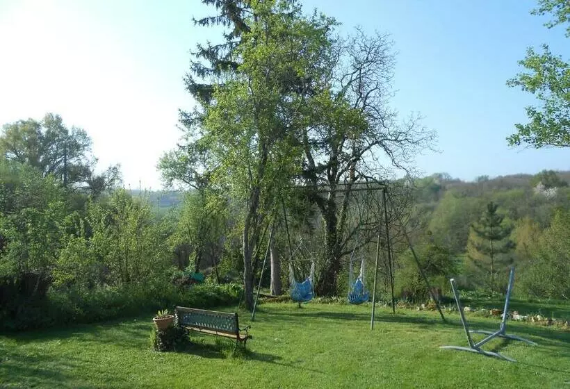 Aamiaismajoitus (B&B) Chat Noir Gite Et Chambre D Hotes