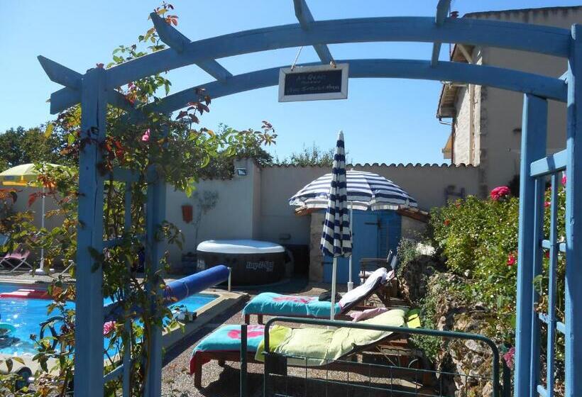 Bed and Breakfast Chat Noir Gite Et Chambre D Hotes