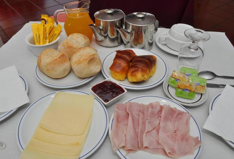 پانسیون Alojamento Ar E Sol