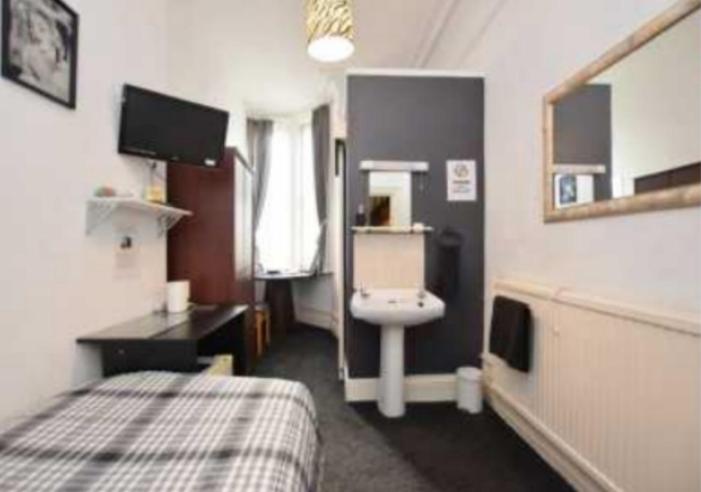 펜션 Barrie Guest House