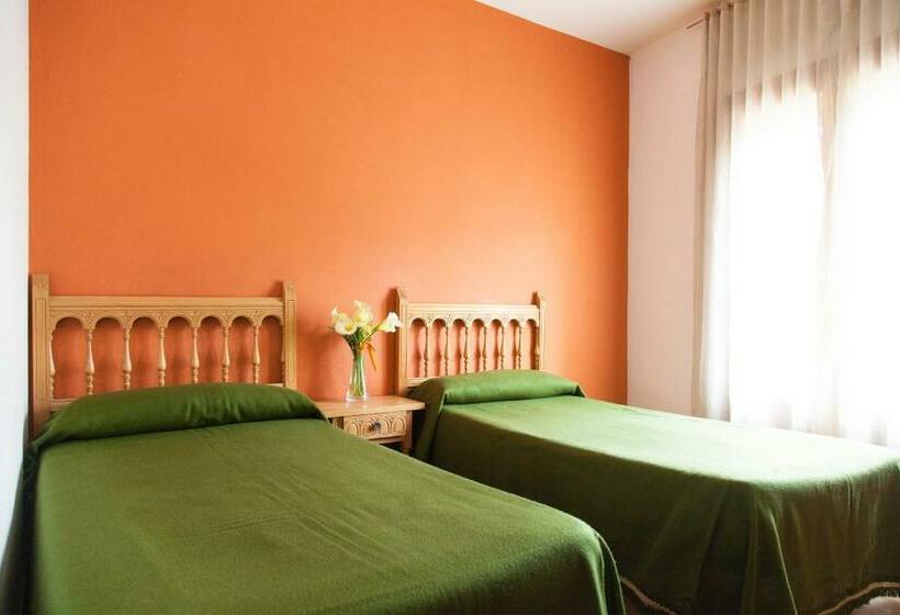 بنسيون La Cabaña