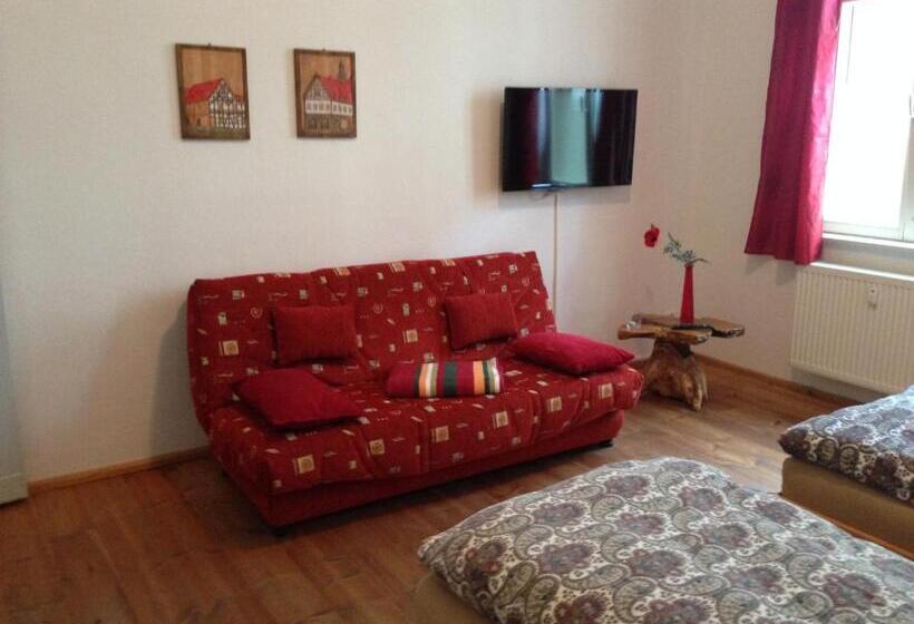 Rathaus Pension 1685