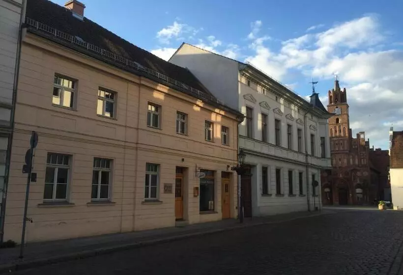 Rathaus Pension 1685